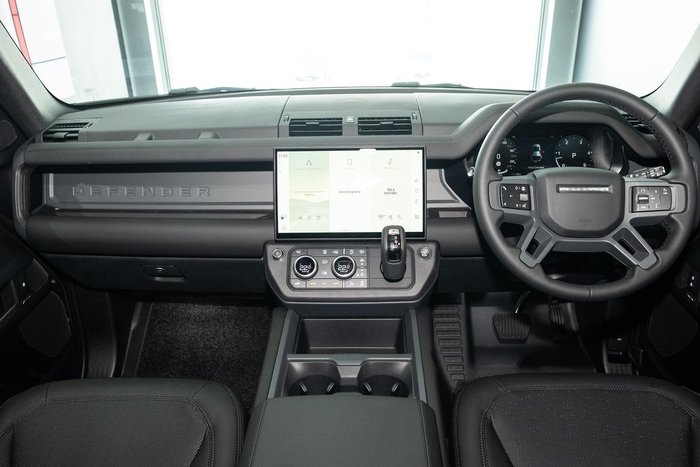2026 Land Rover Defender 110 D350 X-Dynamic SE
