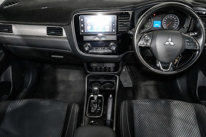 2018 Mitsubishi Outlander ES