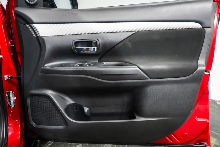 2018 Mitsubishi Outlander ES