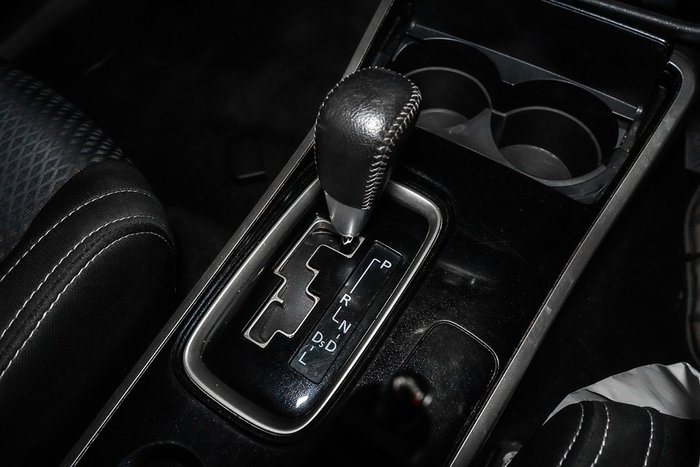 2018 Mitsubishi Outlander ES