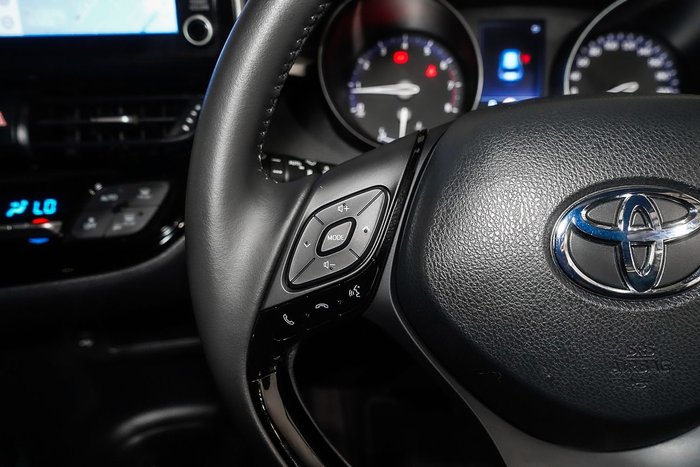 2022 Toyota C-HR GXL