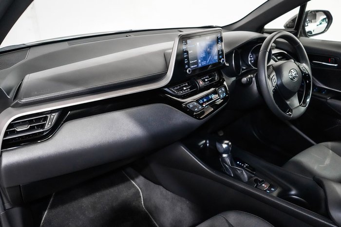 2022 Toyota C-HR GXL