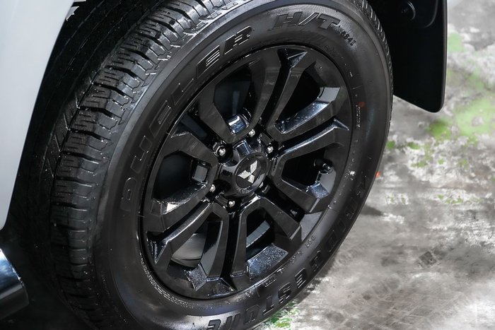 2023 Mitsubishi Triton GLS