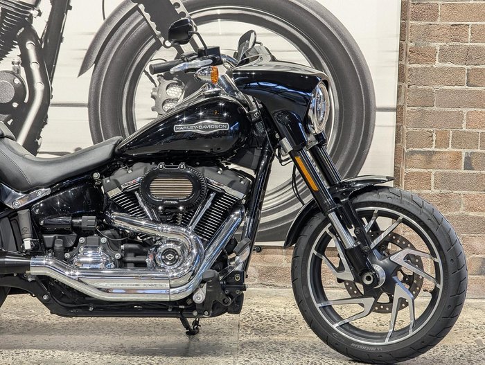 2020 Harley-Davidson Sport Glide 107 (FLSB) Softail Black