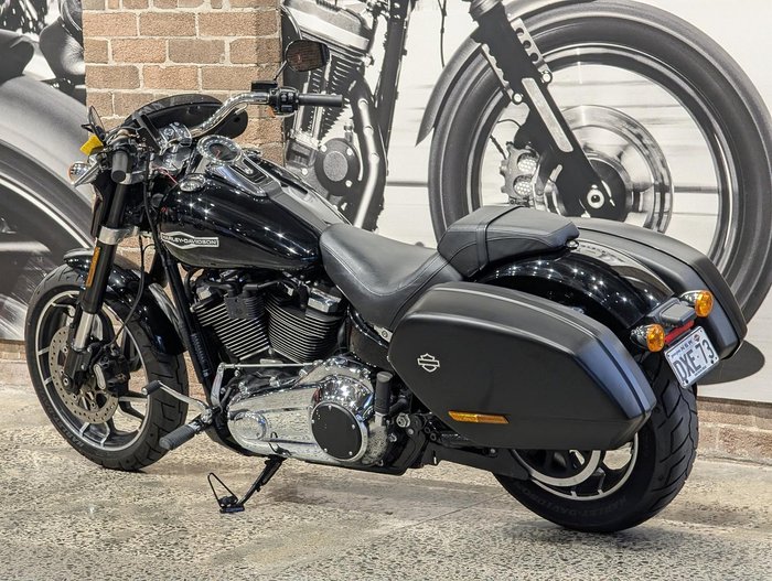 2020 Harley-Davidson Sport Glide 107 (FLSB) Softail Black