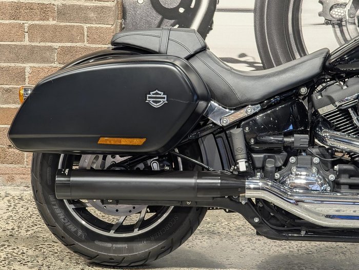 2020 Harley-Davidson Sport Glide 107 (FLSB) Softail Black