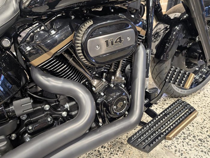 2020 Harley-Davidson Fat Boy 114 Anniversary (FLFBSANV) Softail Black