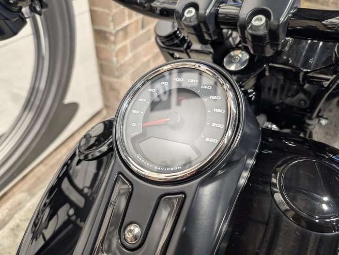 2020 Harley-Davidson Fat Boy 114 Anniversary (FLFBSANV) Softail Black