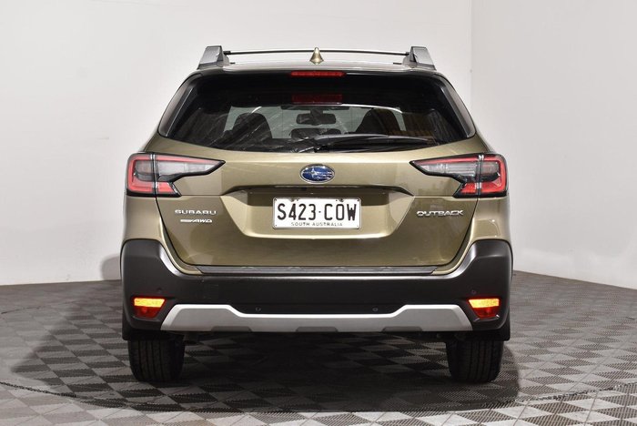 2022 Subaru Outback AWD Touring
