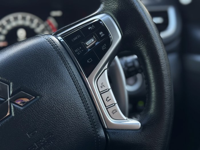 2022 Mitsubishi Pajero Sport Exceed