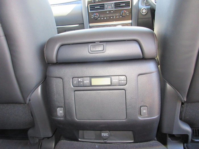 2025 Nissan Patrol Ti-L