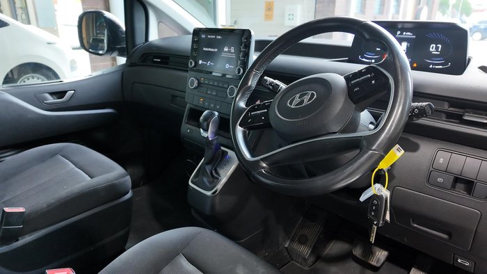 2021 Hyundai STARIA LOAD US4.V1 MY22 Creamy White