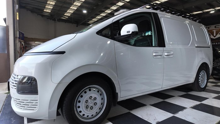 2021 Hyundai STARIA LOAD US4.V1 MY22 Creamy White