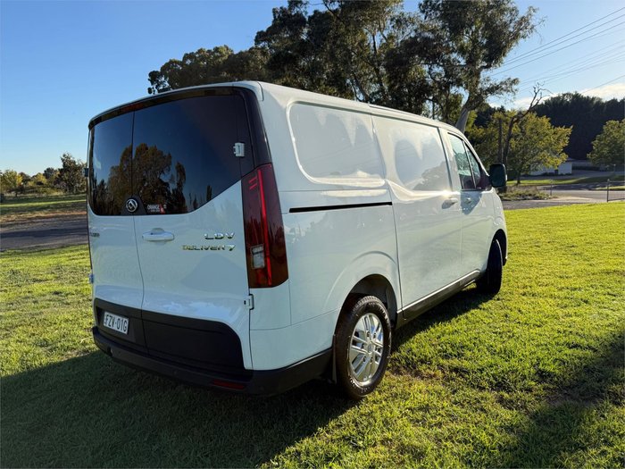2024 LDV DELIVER 7 SWB LOW ROOF OPTION PACK