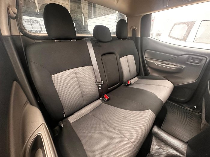 2016 Mitsubishi Triton GLX+