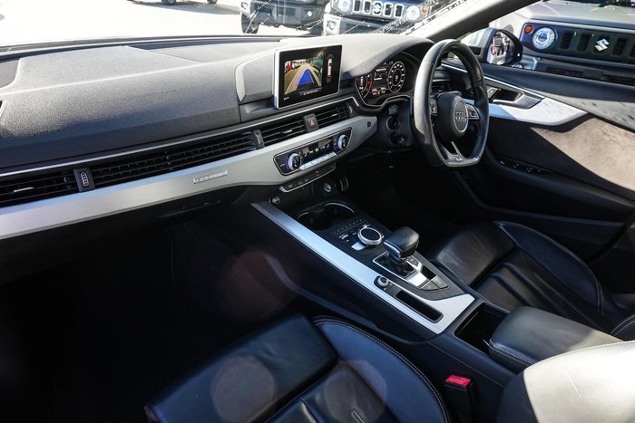 2019 Audi A4 45 TFSI S line