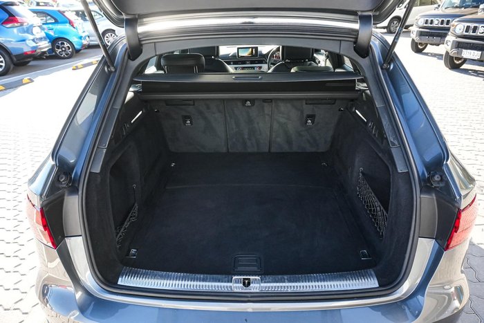 2019 Audi A4 45 TFSI S line