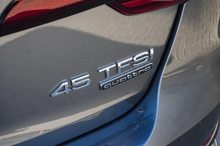2019 Audi A4 45 TFSI S line