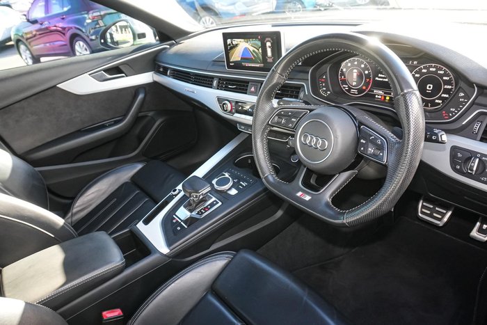 2019 Audi A4 45 TFSI S line