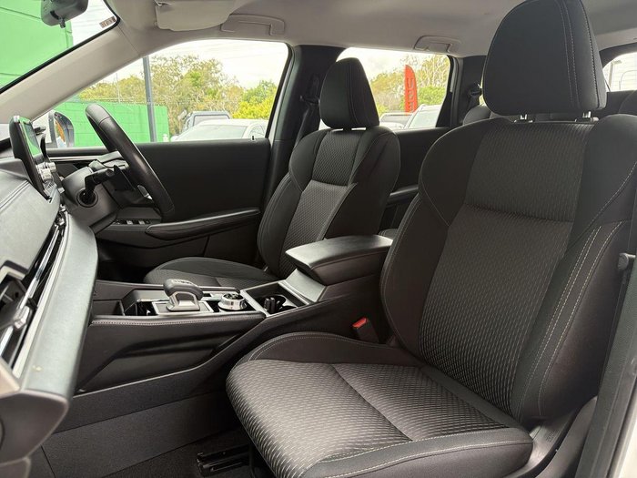 2023 Mitsubishi Outlander ES