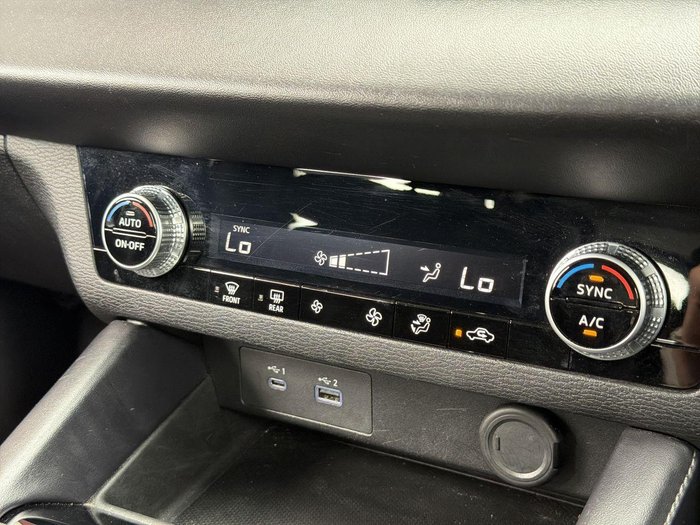 2023 Mitsubishi Outlander ES