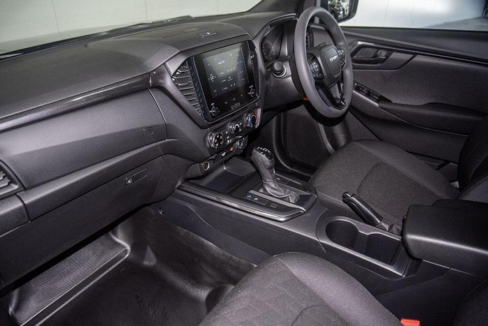 2026 Isuzu D-MAX X-RIDER