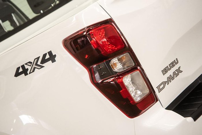 2025 Isuzu D-MAX SX