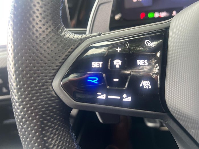 2023 Volkswagen Golf R