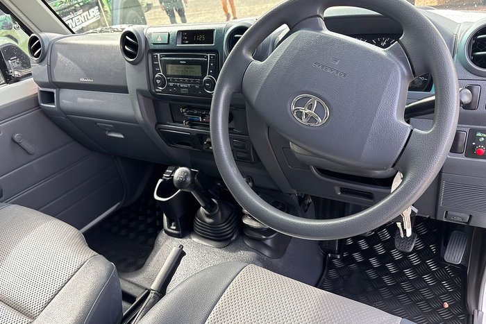 2013 Toyota Landcruiser GX