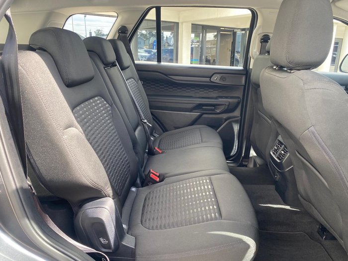 2024 Ford Everest Ambiente