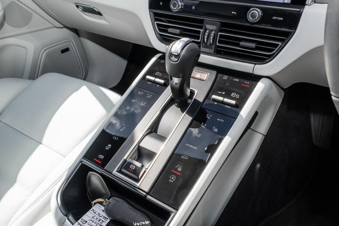 2024 Porsche Macan GTS