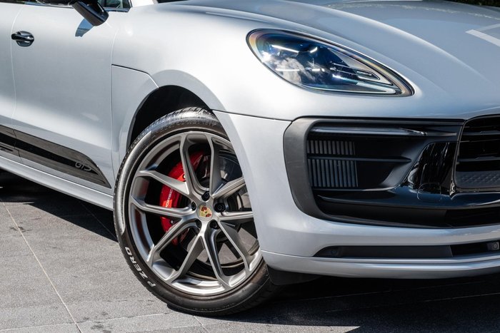2024 Porsche Macan GTS