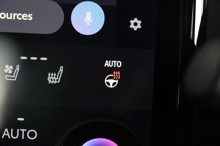 2025 Subaru Solterra AWD Touring