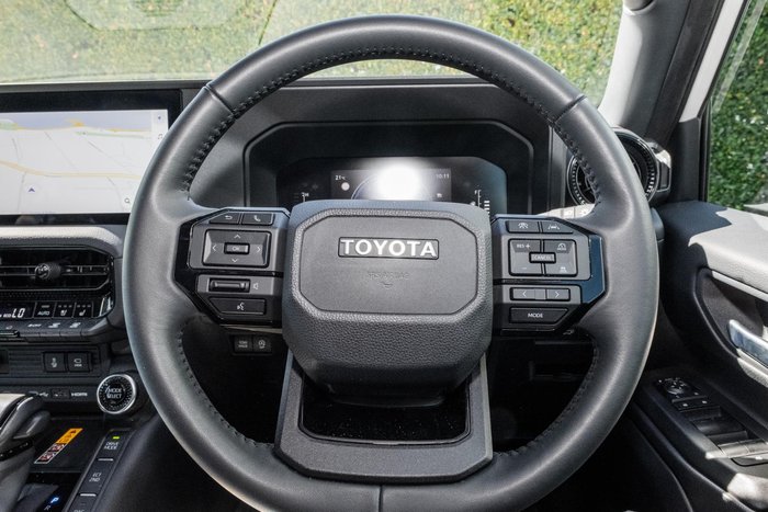 2024 Toyota Landcruiser GXL