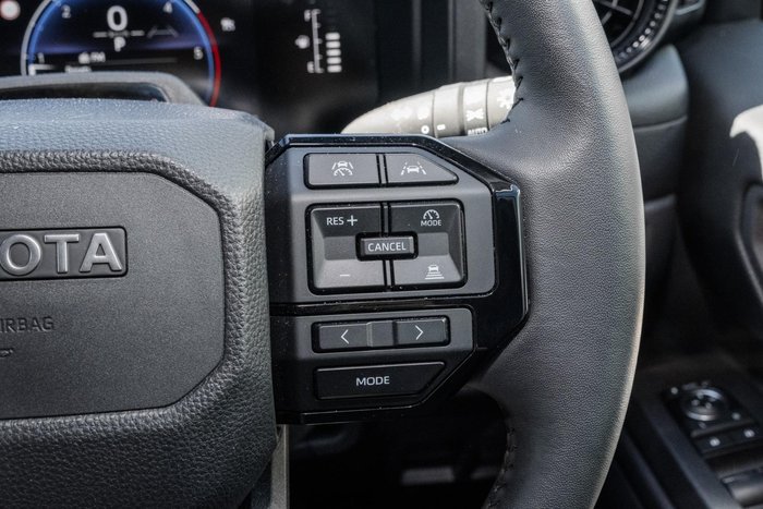 2024 Toyota Landcruiser GXL