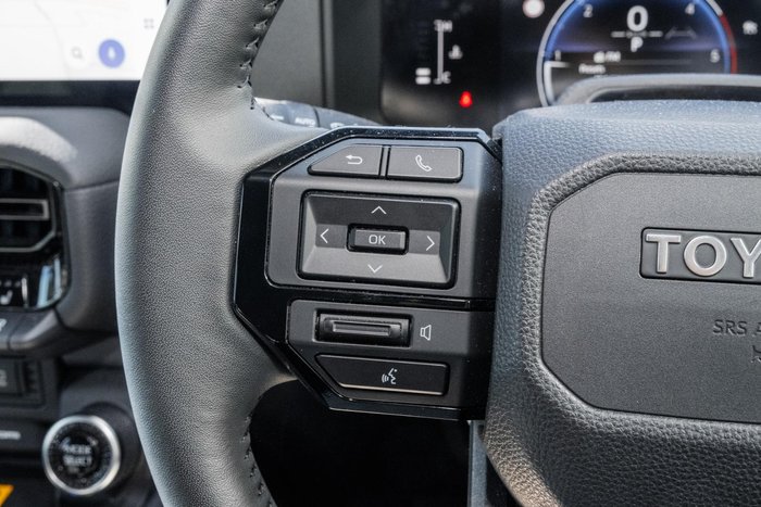 2024 Toyota Landcruiser GXL