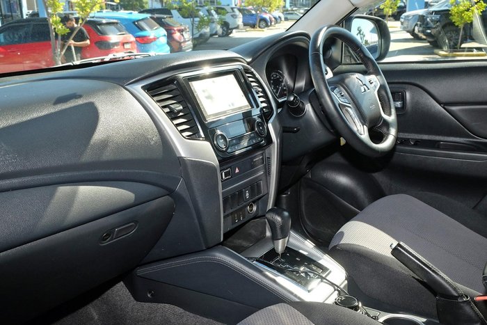 2021 Mitsubishi Triton GLX-R