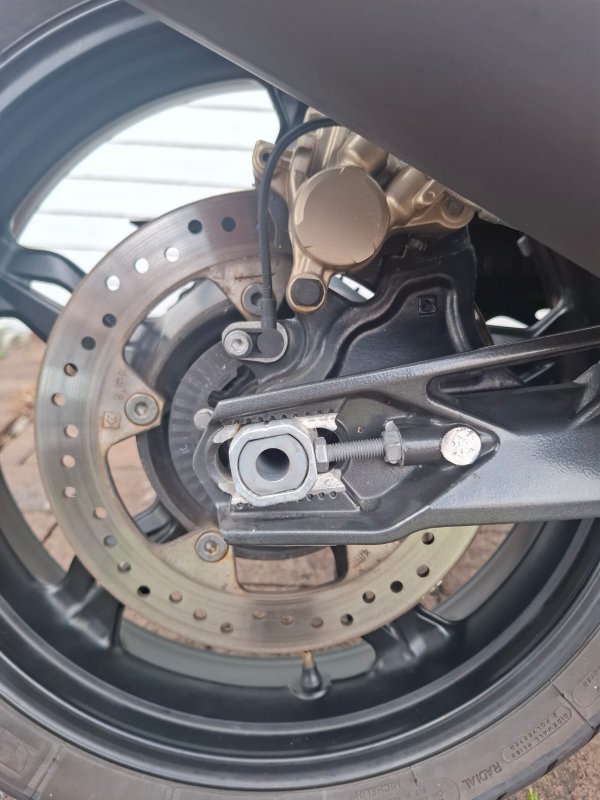 2019 BMW Motorrad G 310 R RED