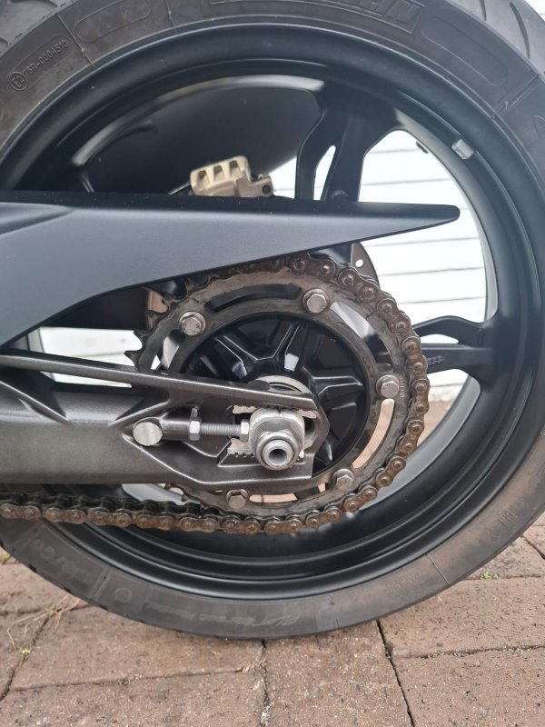 2019 BMW Motorrad G 310 R RED