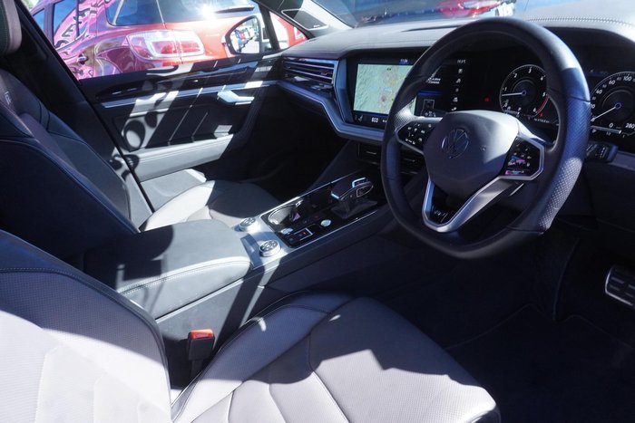 2021 Volkswagen Touareg 210TDI R-Line