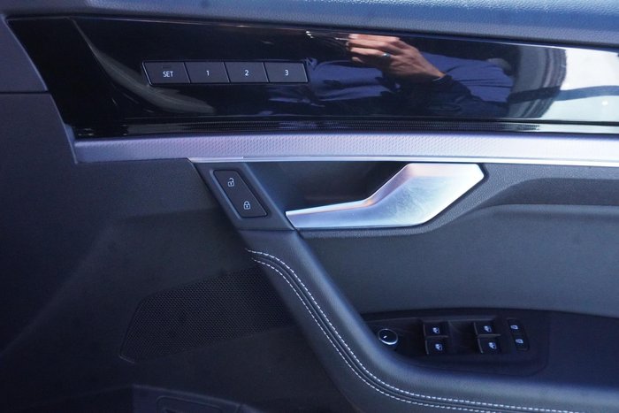 2021 Volkswagen Touareg 210TDI R-Line