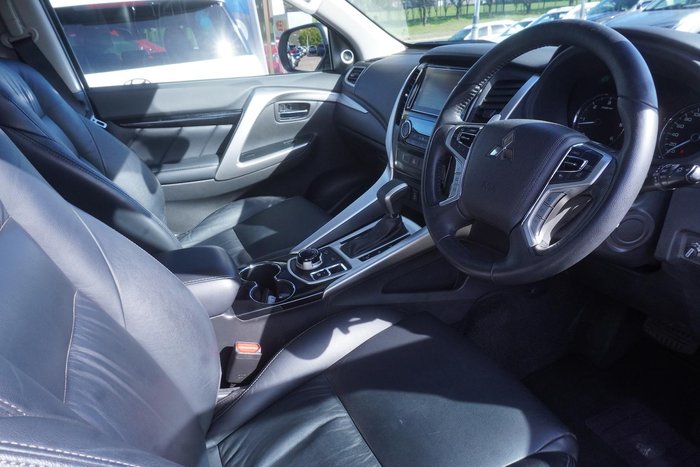 2016 Mitsubishi Pajero Sport Exceed