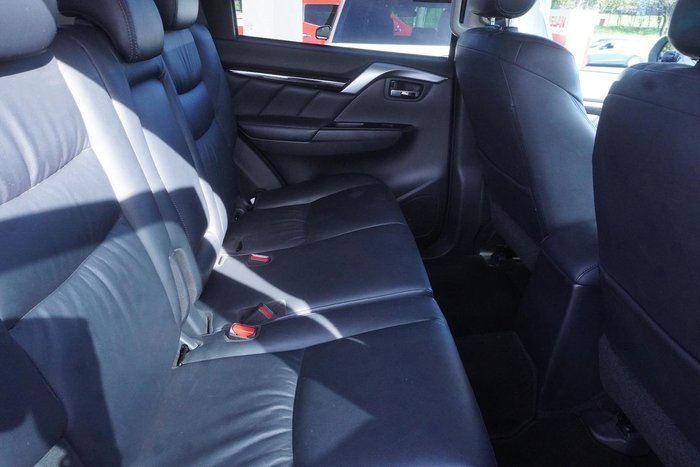 2016 Mitsubishi Pajero Sport Exceed