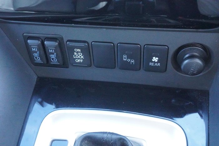 2016 Mitsubishi Pajero Sport Exceed