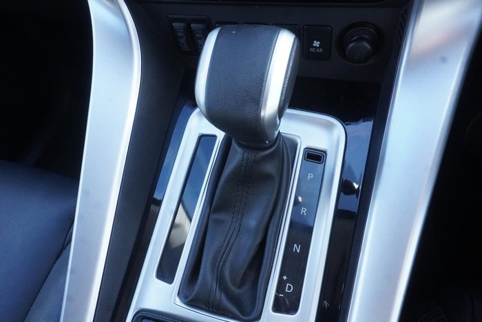 2016 Mitsubishi Pajero Sport Exceed