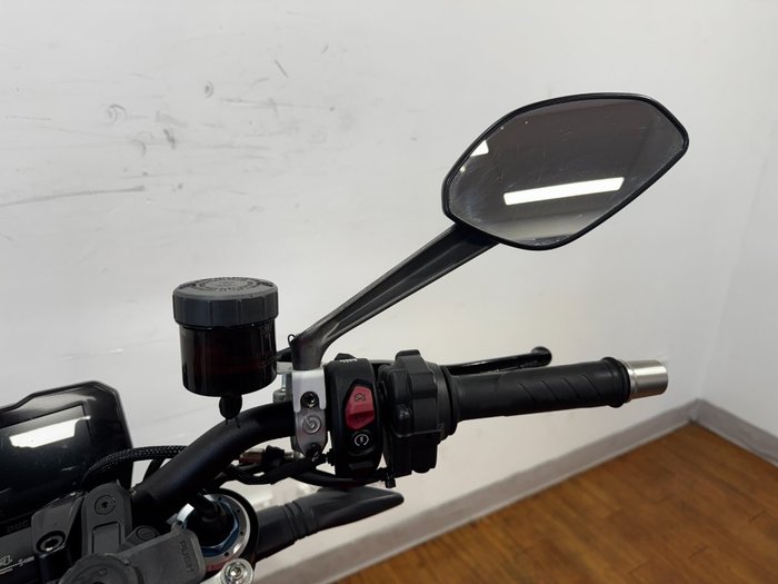 2022 Ducati STREETFIGHTER V4 S RED