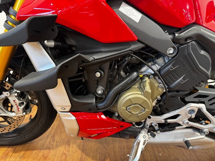2022 Ducati STREETFIGHTER V4 S RED