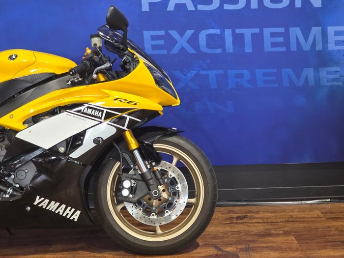 2015 Yamaha YZF-R6 Yellow