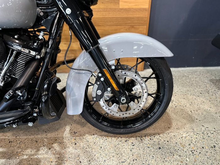 2025 HARLEY-DAVIDSON FLHRXS ROAD KING SPECIAL