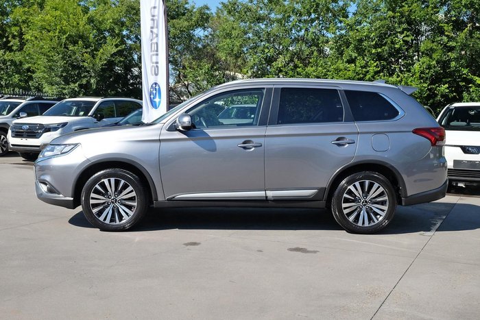 2021 Mitsubishi Outlander LS